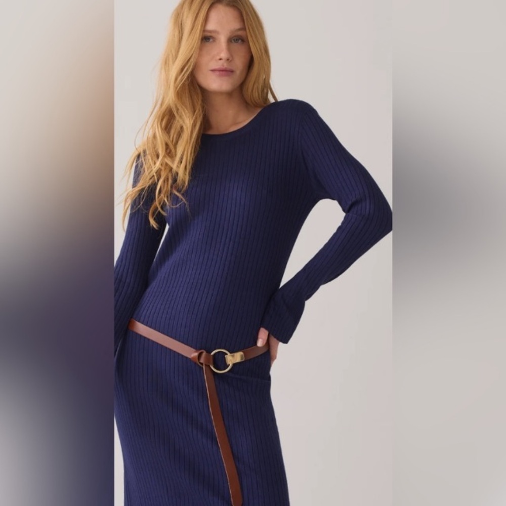 Elegant SUMMUM Navy Blue Ribbed Dress Ptp up to 19”